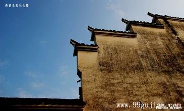 中国古建筑中青瓦青砖金刚墙和护身墙